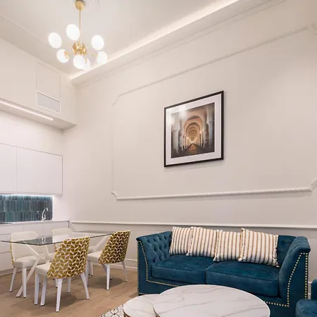 Tandem Solera Apartment